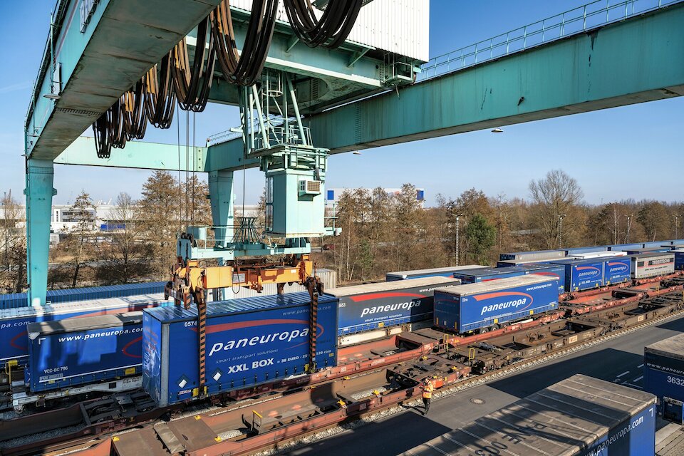 Environmentally friendly automotive transport