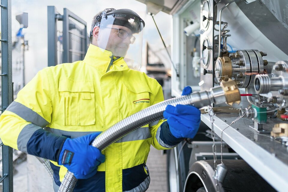 Wir machen LNG verfügbar