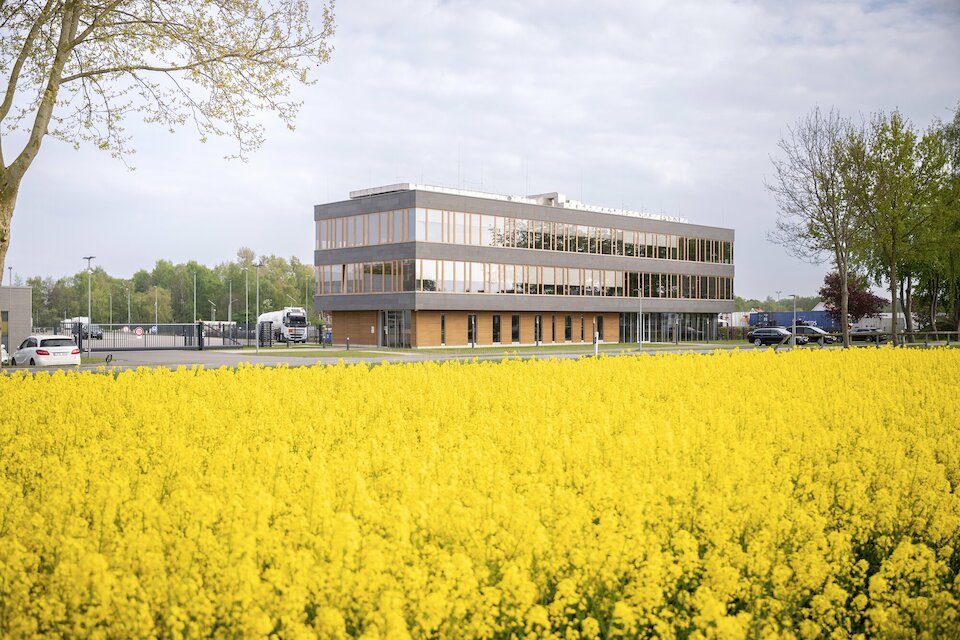 We know our way around here